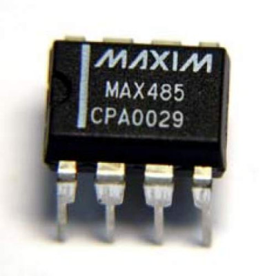 MAX485 RS485/RS422 Transceivers